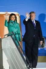 Мелания и Иванка Трамп в Польше: наряды жены и дочки американского президента