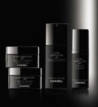 ����� ����� �������������� ������� �� Chanel