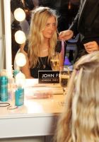 ���������� ����� John Frieda ������� 25-����� � �������!