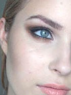 - Smoky eyes   (+  )