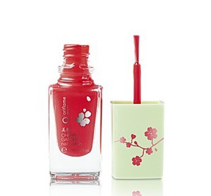 Oriflame /    Beauty Cherry Garden Nailpolish