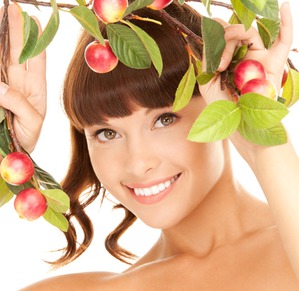 С пользой для тела и лица: маски из ягод и фруктов