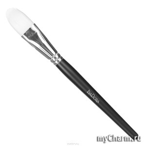 IsaDora / Кисть для нанесения тональной основы