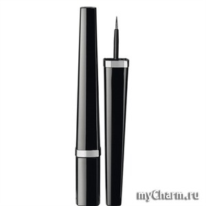 Chanel /  Ligne Graphique De