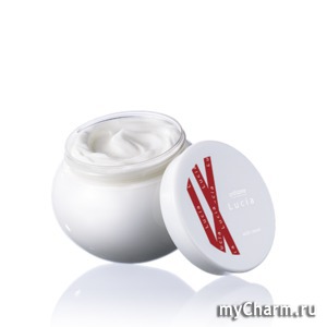 Oriflame /     Lucia