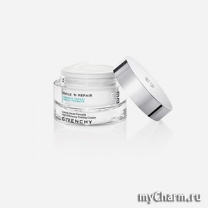 Givenchy / Smile'N Repair   