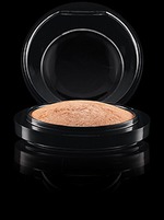  MAC Cosmetics