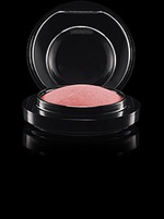  MAC Cosmetics