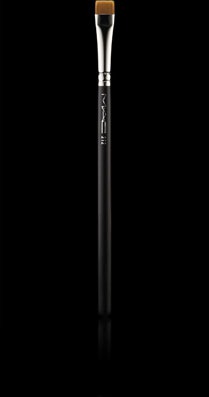 MAC Cosmetics /  212 Flat Definer Brush
