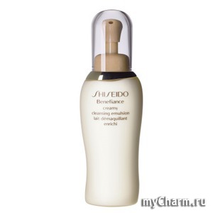 Shiseido /     Creamy Cleansing Emulsion