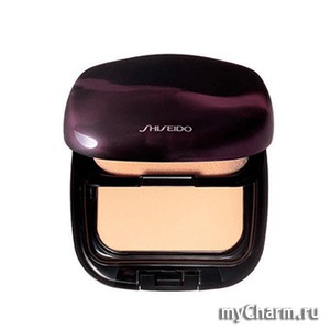 Shiseido /   Perfect Smoothing Compact Foundation SPF15