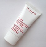    Clarins