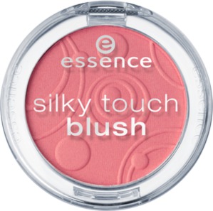 Essence /   silky touch blush