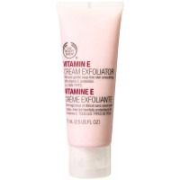 The Body Shop / Скраб для лица Витамин Е