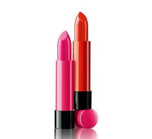 Oriflame / Губная помада Very Me Neon Lipstick
