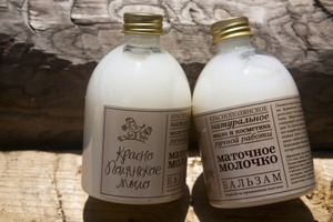 "Красно-Полянское мыло" / Бальзам для ухода за окрашенными волосами " Маточное молочко"