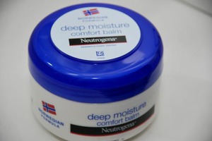 Neutrogena /    Deep moisture comfort balm