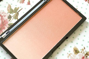    - Gradient Blush and Highlighter!