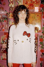 Коллекция взрослой одежды Hello Kitty