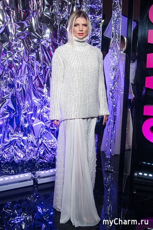 Неоднозначный модный образ Насти Задорожной