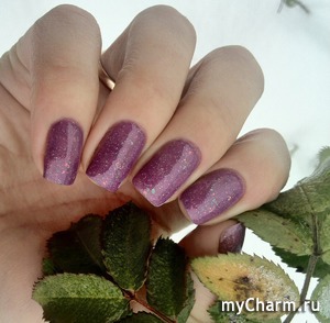 ! .  Bow Nail Polish.