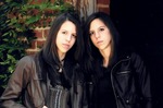 Американские сестры-близняшки одновременно сменили пол