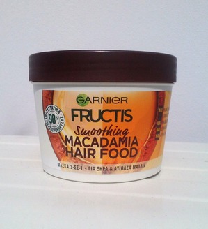 Garnier Fructis Macadamia hair food.