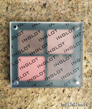    Inglot Freedom system.