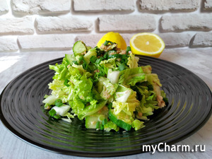 Хрустящий салат с тунцом, легкий и не надоедает!