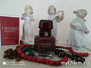 , ,  -    - Givenchy Linterdit Eau de Parfum Rouge.